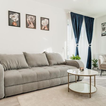 East Side Living & Terrace Apartment Brașov Exterior foto